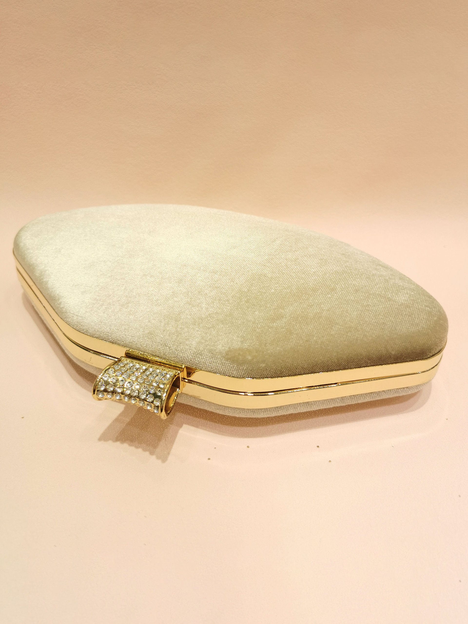 Elegant Lip Shape Velvet Ladies Clutch Party Banquet