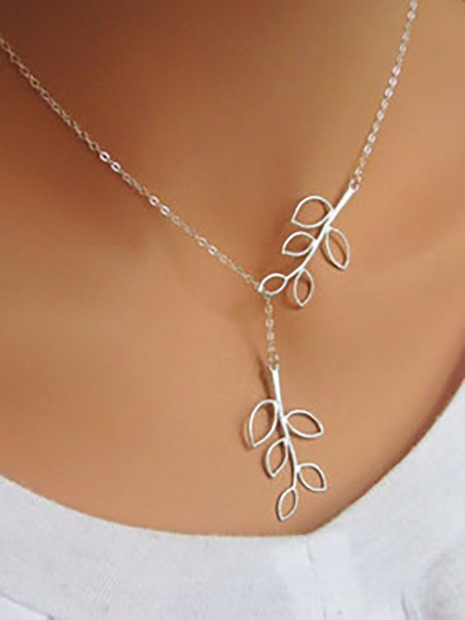 Casual Silver Cutout Leaf Necklace Boho Vacation Jewelry